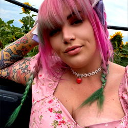 Mitsuri's Chill Moment