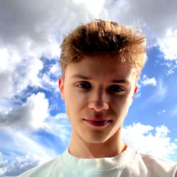 ✨WillowTwink✨ photo