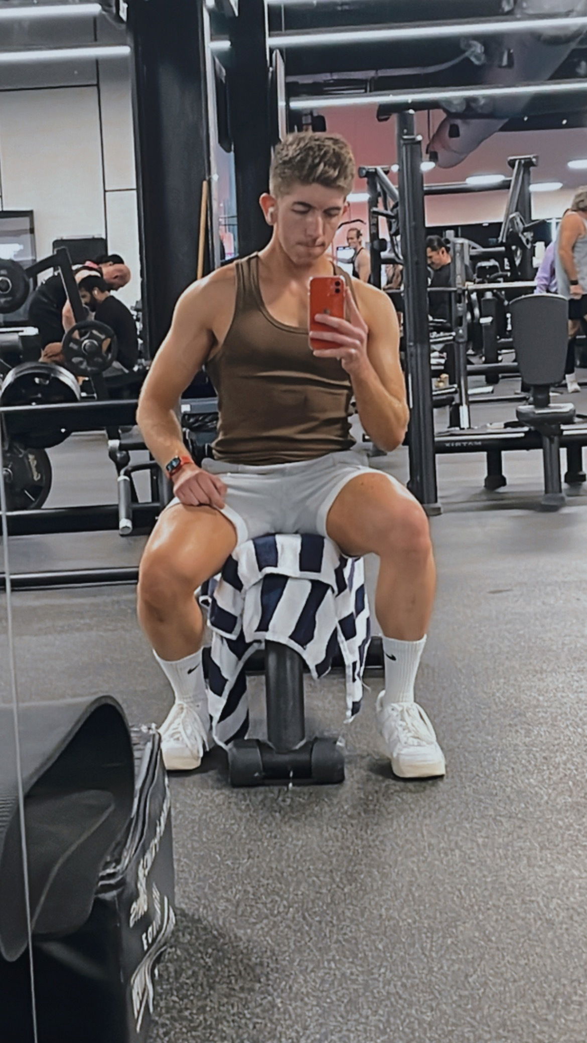 Tristan 🍑 🍆 photo