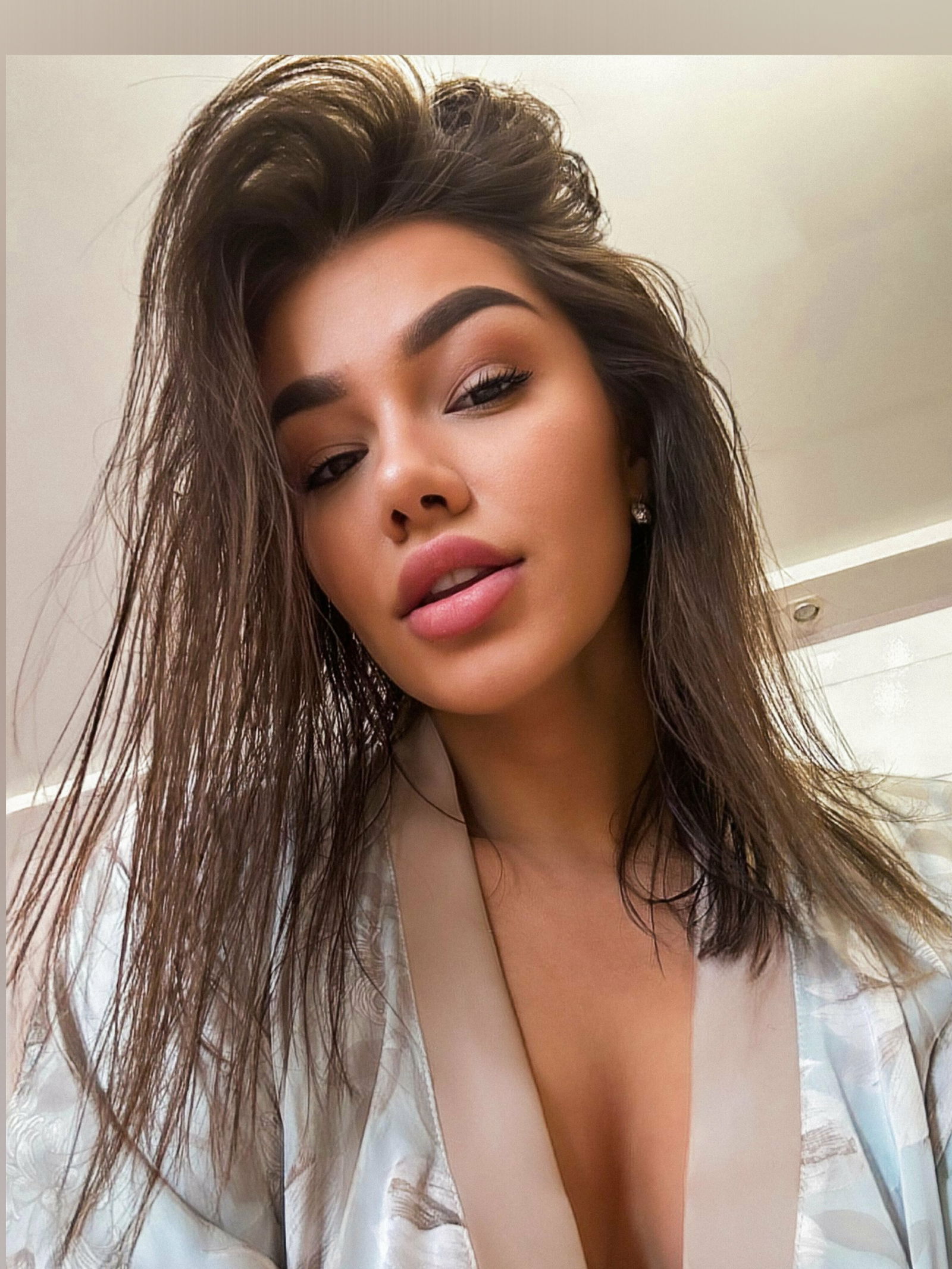 🅰🆂🅷🅻🅴🆈 ❤️‍🔥 photo