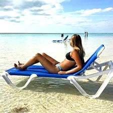 Beachside Serenity - OnlyFans Dramaqueen