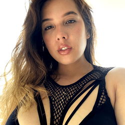 Introducing Alessa Rubi❤️ - OnlyFans Model