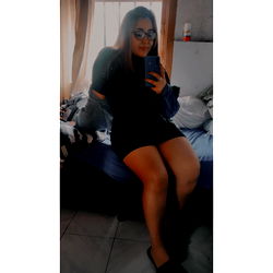 Ro🔥: A Vibrant Snapshot of Life