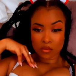 Lêlê 🍑, a Brasilian OnlyFans Model