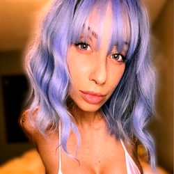 Model Photo with 𝓓𝓸𝔀𝓷𝓽𝓸𝔀𝓷 ❤︎