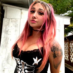 E-THOT 💗 FARRAH 💗 photo