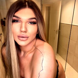 Gorgeous OnlyFans Model Angel Exquisiteness in Germany Stuns