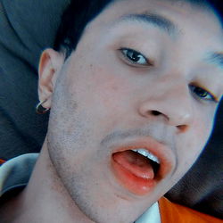 A Model Moment: A Peek into the Life of an OnlyFans Creator