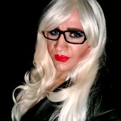 Annie's Extravagant Transformation in the World of Drag