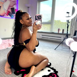 Misscream 🫶🏽 photo