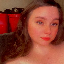 Alyssa - OnlyFans Model