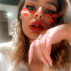 Aesthetic Onlyfans Model, S ☁️