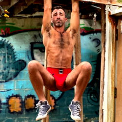 Fit Model Chas in Unique Pose