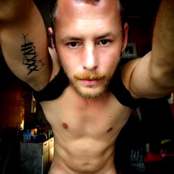 Model Photo of Aron DeanXL - Onlyfans