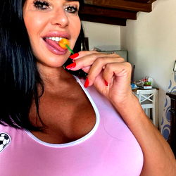 OnlyFans Model Naima Guidi's Playful Snack Time