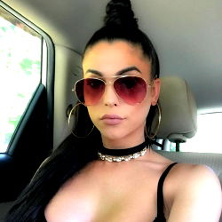 Alehandra's Summer Vibes