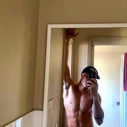 Model Bayley in OnlyFans