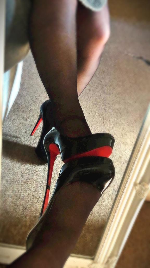 Lady Louboutin photo