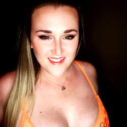 Essex Model Amberlicious VIP 😈