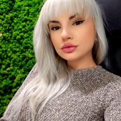 Ella's Influencer Portrait