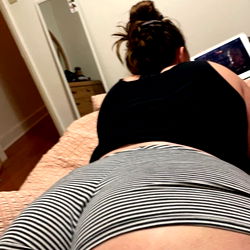 OnlyFans Kitchen Accountant Model Photos