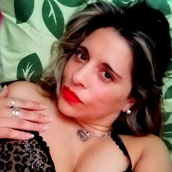 ๐๐ข๐ง ๐๐ข๐ก๐ง๐๐ก๐ง๐ฅ photo