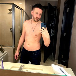Jaxson Kyle - Onlyfans Model Sharing Fitness Progress