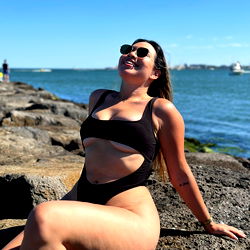 Bella Rose's Summer Scene at the Beach