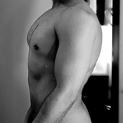 Model Gym in Pop Art Style with Tacos and IA