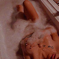 Loz โค๏ธโ๐ฅ photo