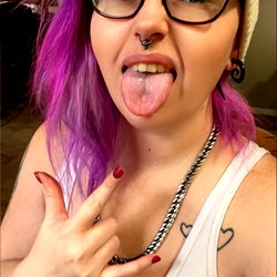 Skylar Swallows - OnlyFans Model - Texas