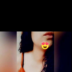 Allí S - OnlyFans Model