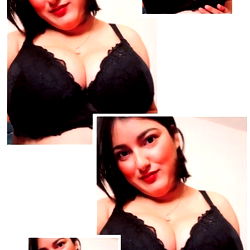 Anny Hanny: A Glamorous Model in Lingerie