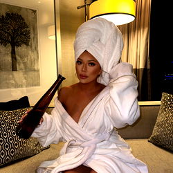 Amarni, the glamorous OnlyFans model