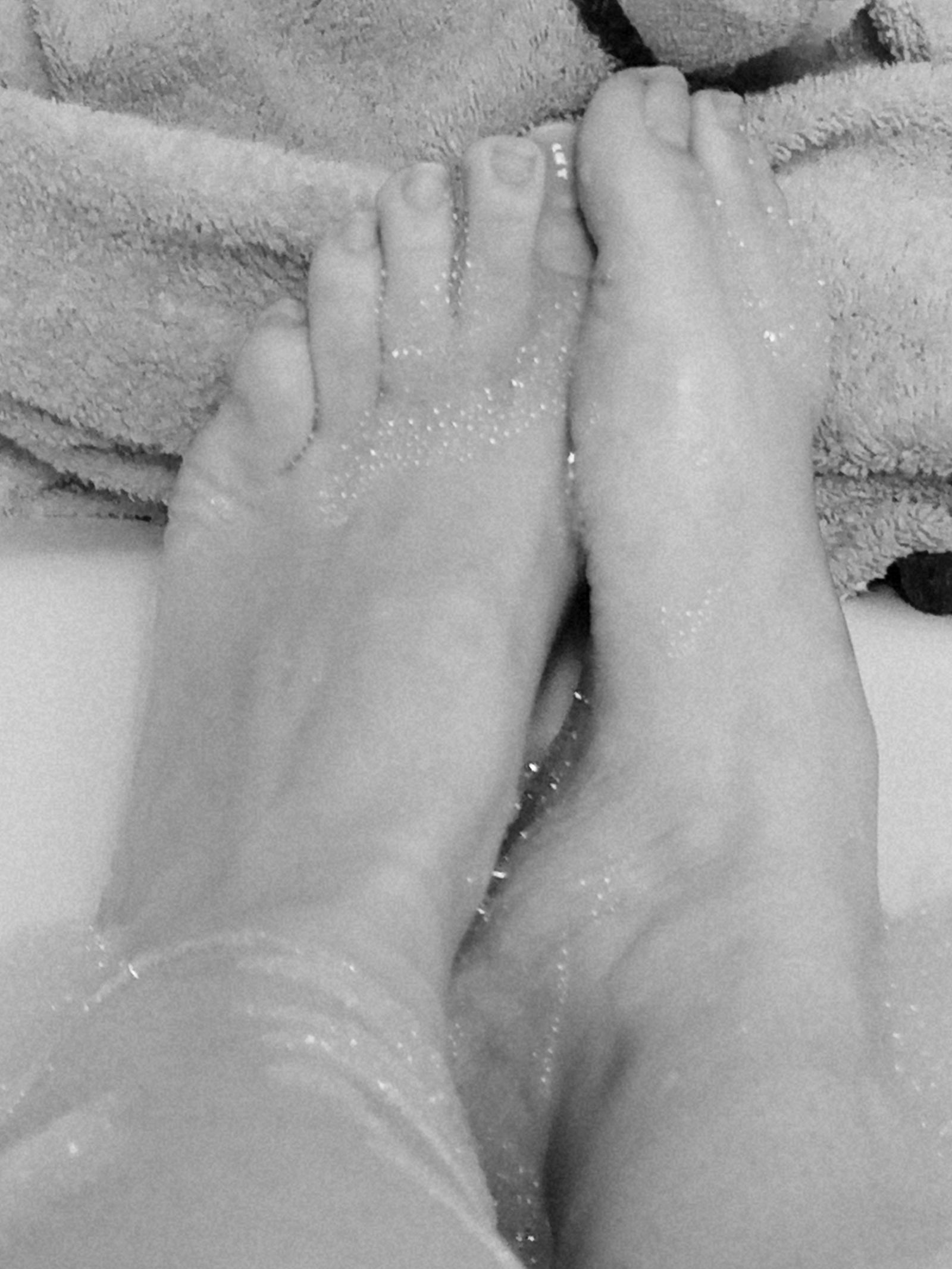 Littlefeetprincess photo