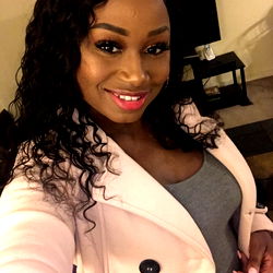 Naava: OnlyFans Model Smiling in Jacket