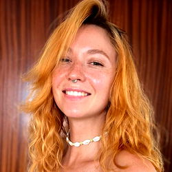 Alice - Embracing Style and Confidence