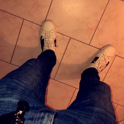 Champ 267 in Faded Jeans and Sneakers