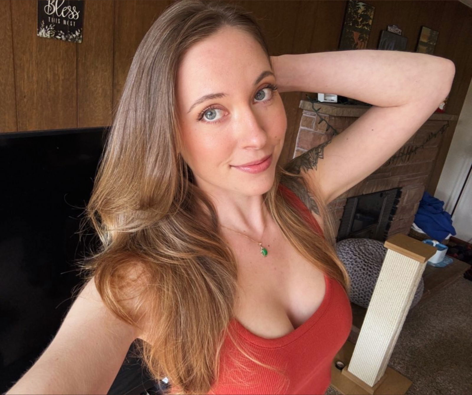 Anna Rivers  Free photo