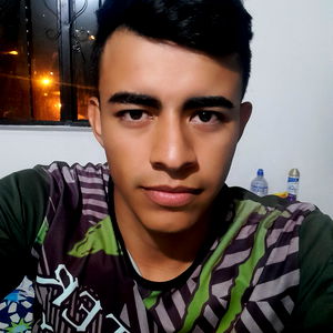 Diego Andrรฉs Oliveros nieto photo