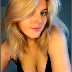 Danni May, OnlyFans Model, Tasteful and Alluring Photo