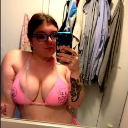 BabyJuggOxx from Western New York