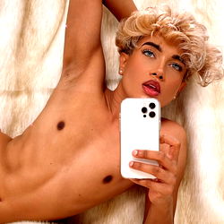 Model Barbie Boi in OnlyFans