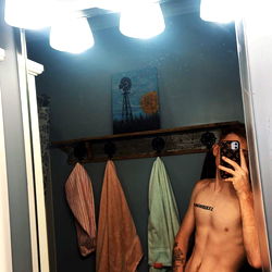 North Carolina Model King in Bathroom Mirror