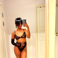 MissBella_Nas in Intimate Apparel