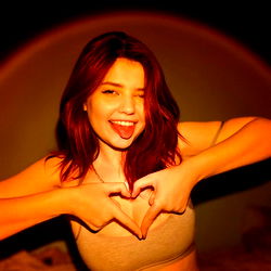 Alison Smith: Captivating Model of Your Dream ♥