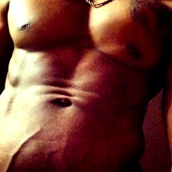 Onlyfans Model AlsGreatBody Shows Off His Great Physique