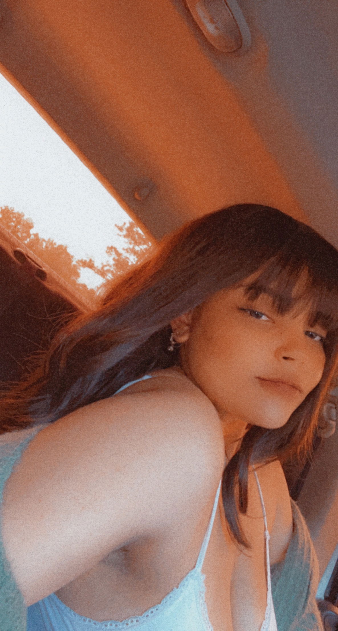 O L I V I A. M🍑 photo