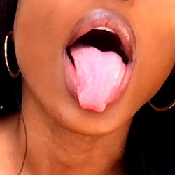 OnlyFans Model Xxitsmexx's Erotic Lingerie Photo