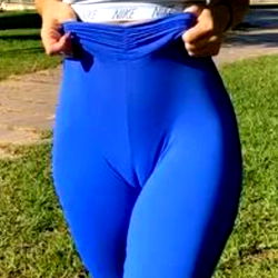 Neiva mara in Blue Lifting Tights - Onlyfans